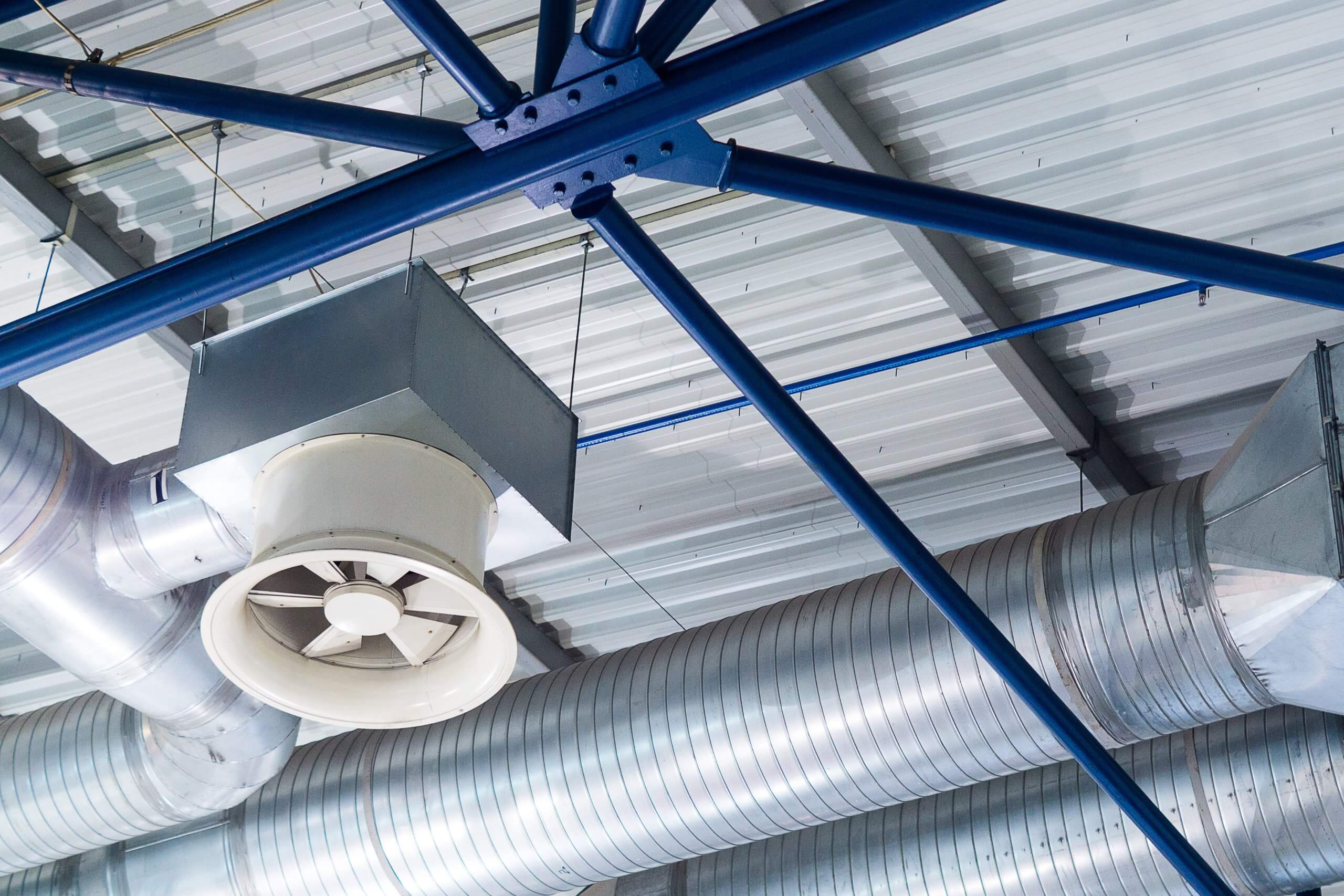 The Differences Between HVLS Fans And Air Conditioning